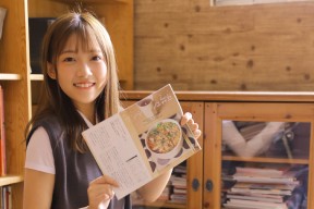 华体会app登入-“举重选手挑战极限重量，高新体育中心赛场掀起运动高潮”