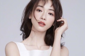 华体会官方网站首页-亚历克斯·格林伍德的精准防守让袋鼠队在关键时刻稳住局面，格林伍德上赛季进球