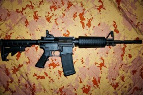 华体会app下载入口-俱乐部投资合作频繁，推动足球产业快速发展，投资足球俱乐部怎么赚钱