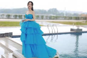 华体会平台下载-自由泳转身蹬壁动作对比分析，自由泳转身慢动作示范