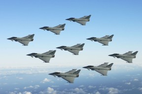 华体会app安装-“华金·托比利亚的传球艺术与防守配合，帮助阿根廷美洲狮队保持领先优势”